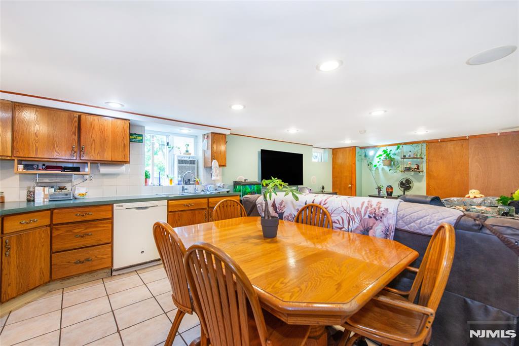 property viewer photo 14