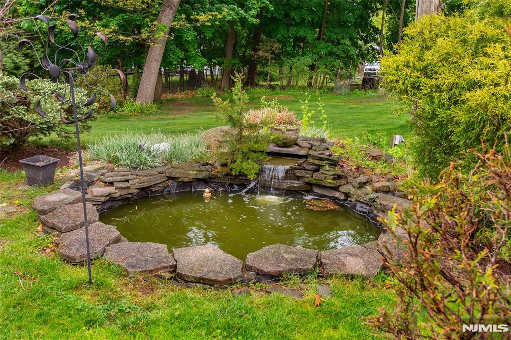 property viewer photo 24