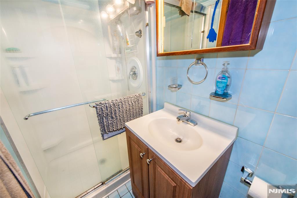property viewer photo 5