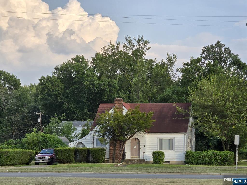main property photo 1