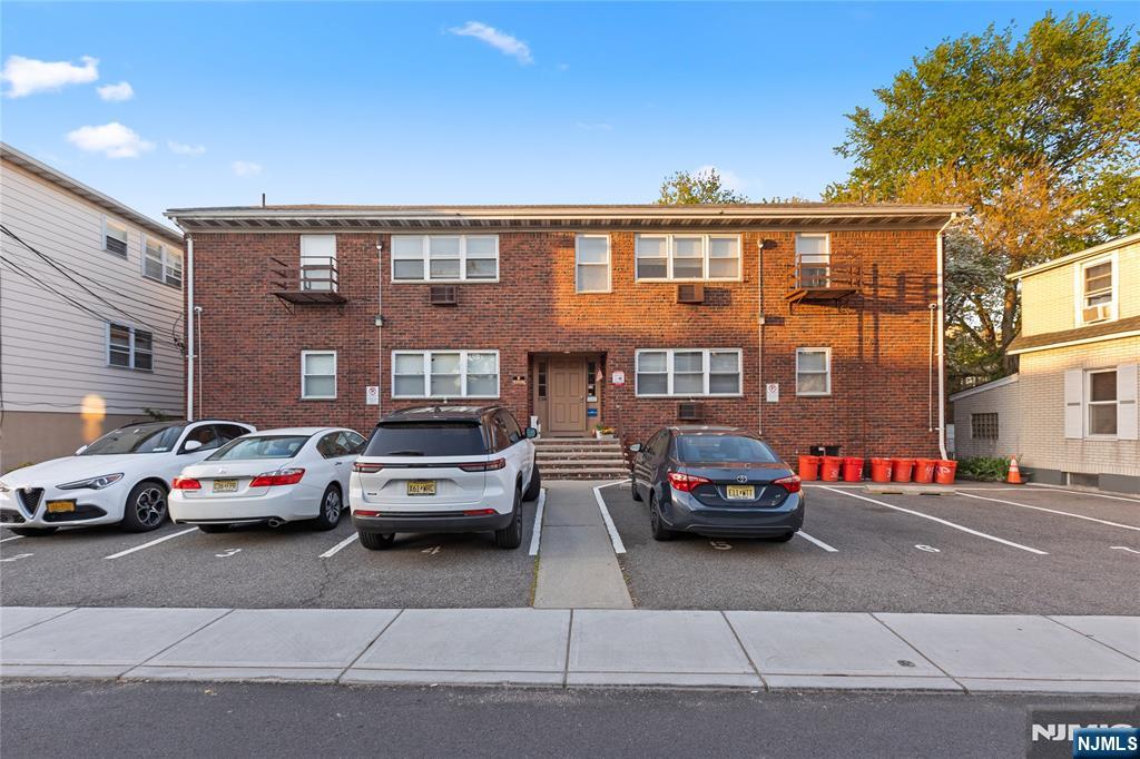 main property photo 15