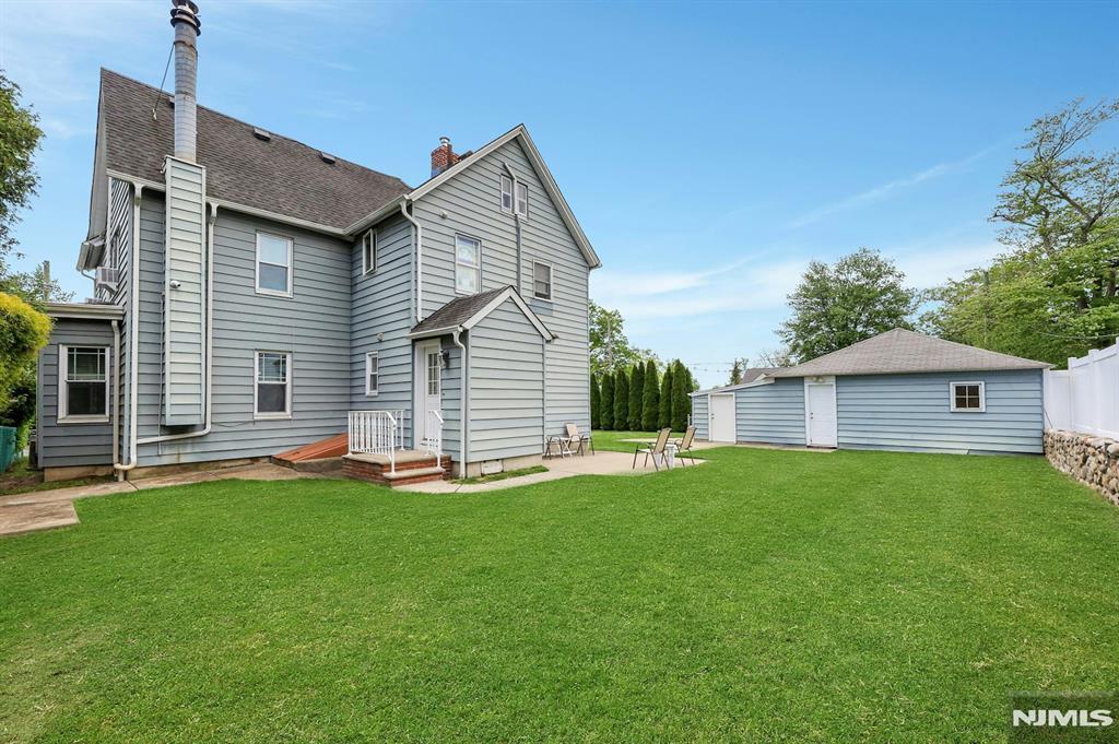 main property photo 42
