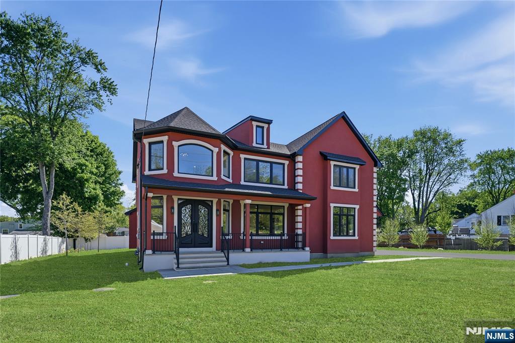 main property photo 10