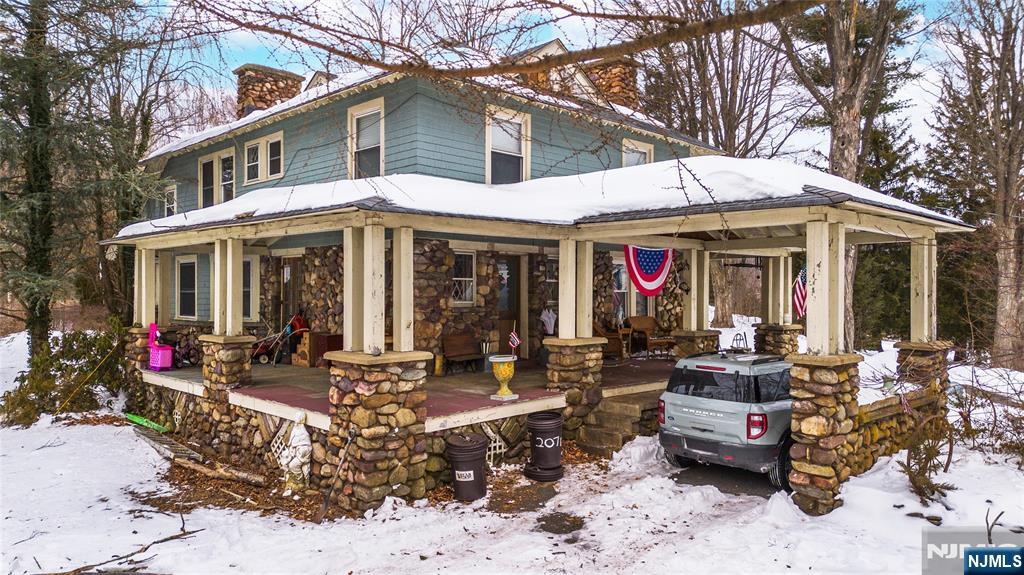 main property photo 4