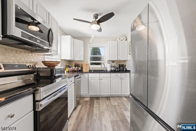 property viewer photo 2