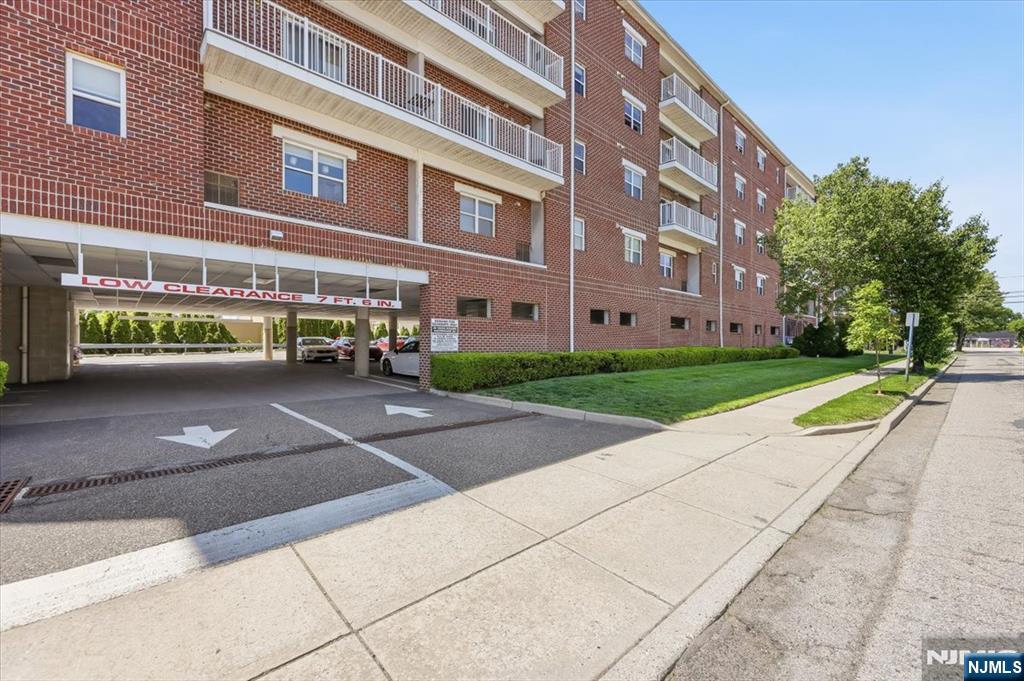 main property photo 37