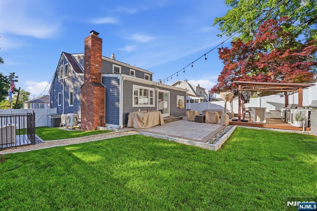 main property photo 46