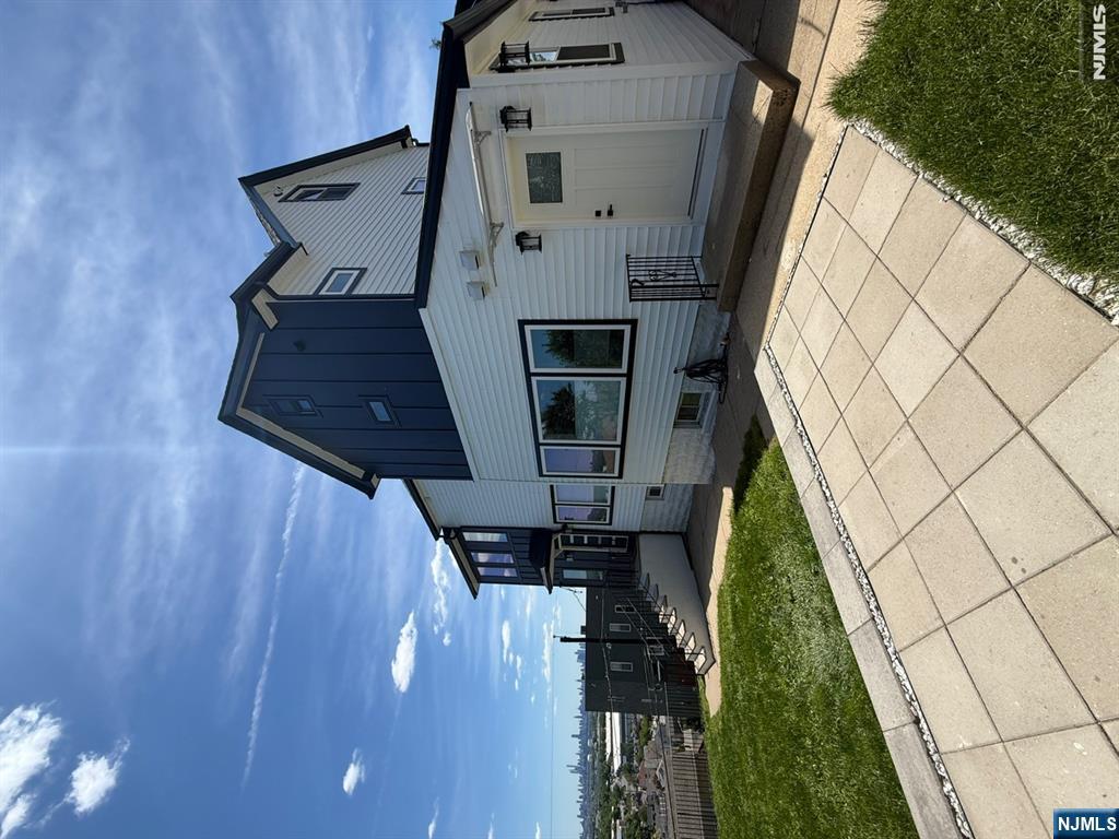 main property photo 43