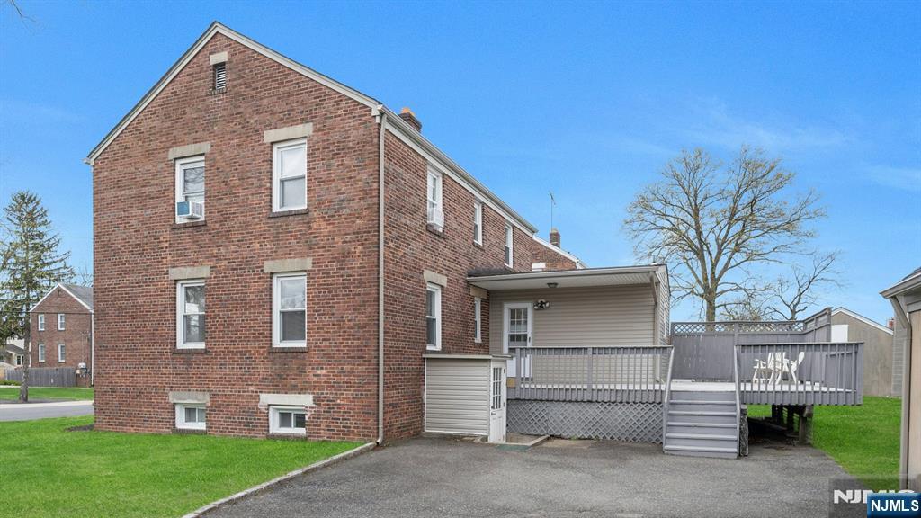main property photo 20