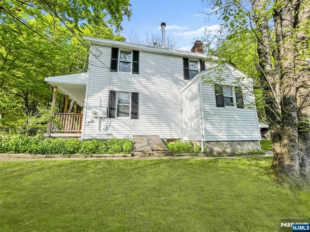 main property photo 41