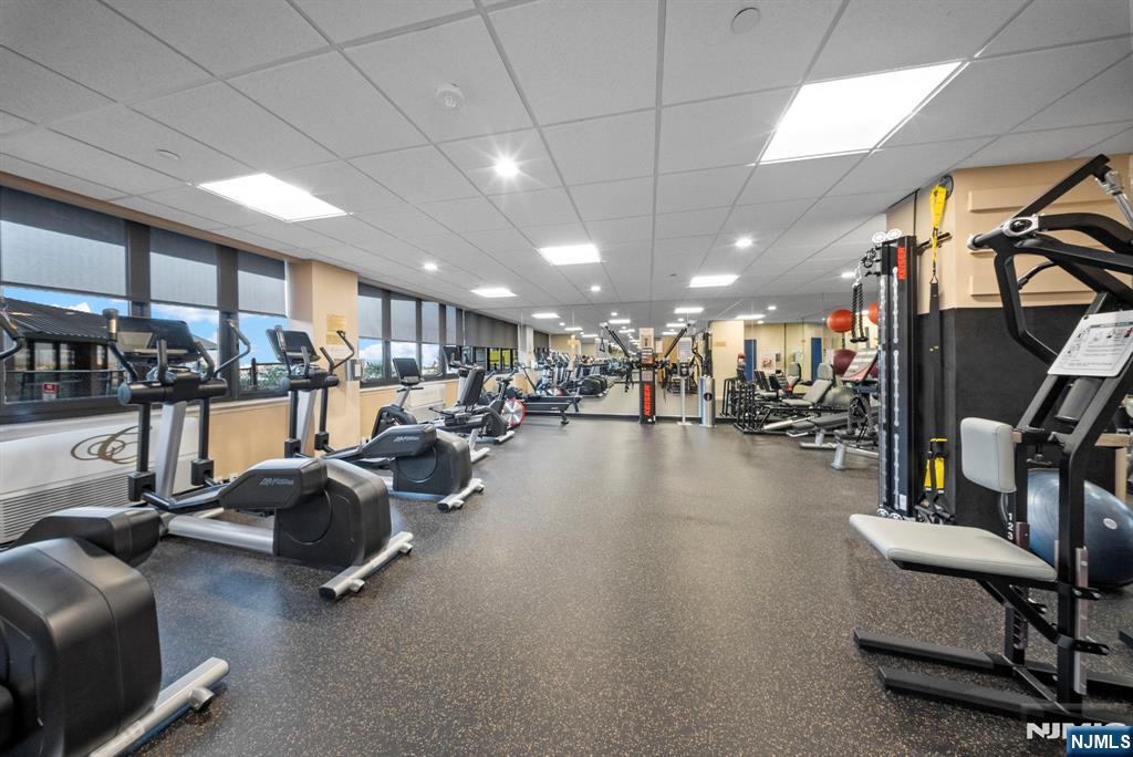 property viewer photo 19