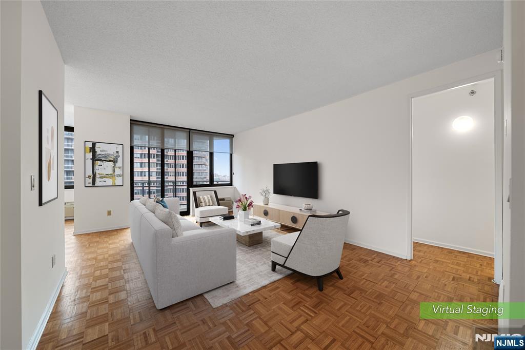 property viewer photo 2