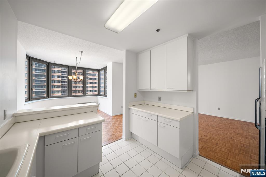property viewer photo 8