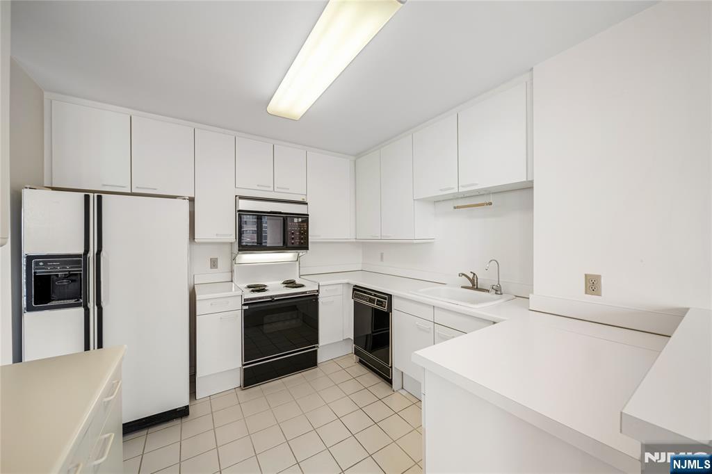 property viewer photo 9