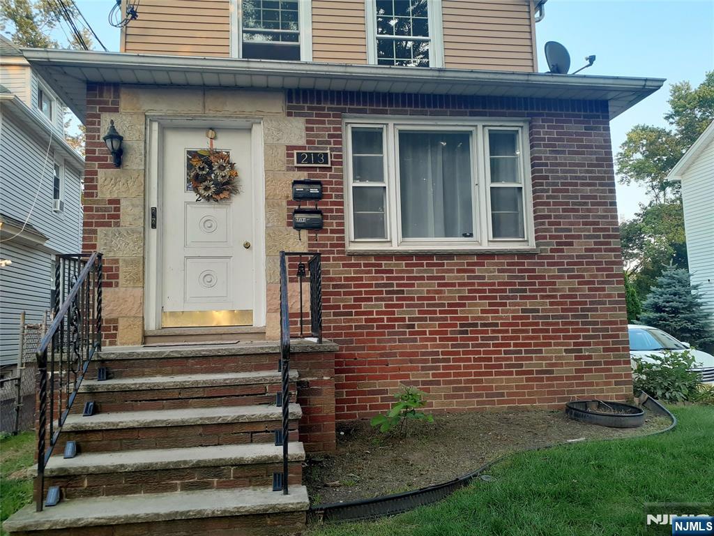 main property photo 14