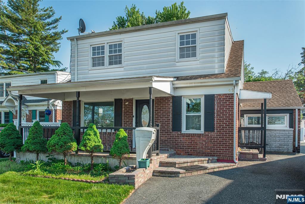 main property photo 23