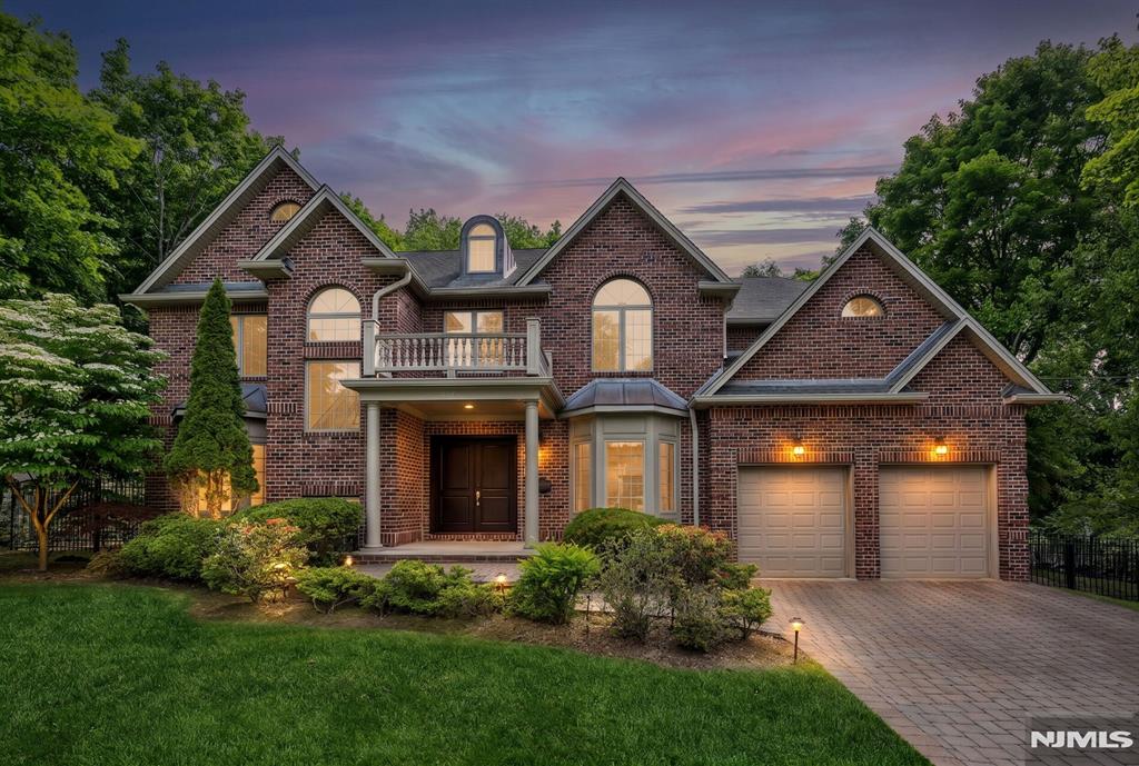 main property photo 44