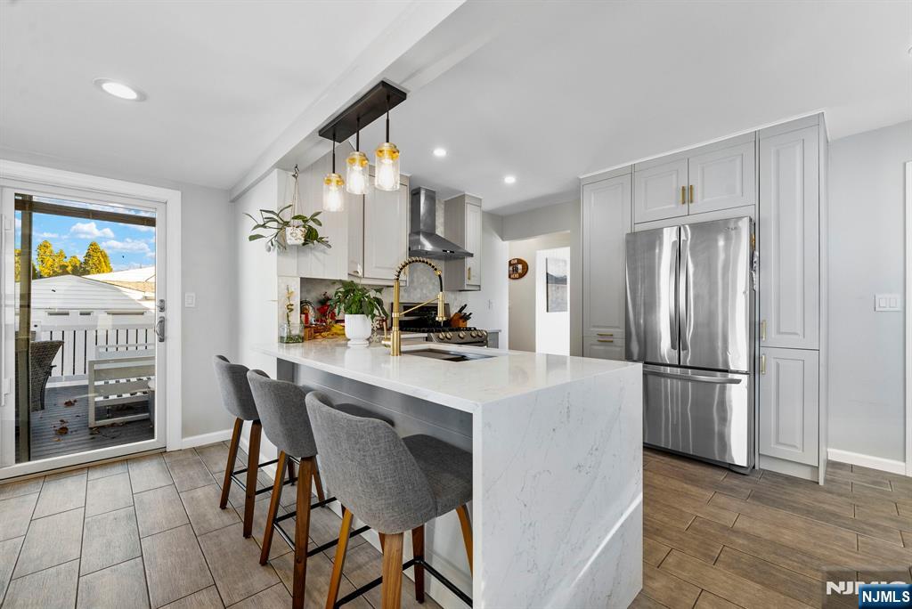 property viewer photo 6