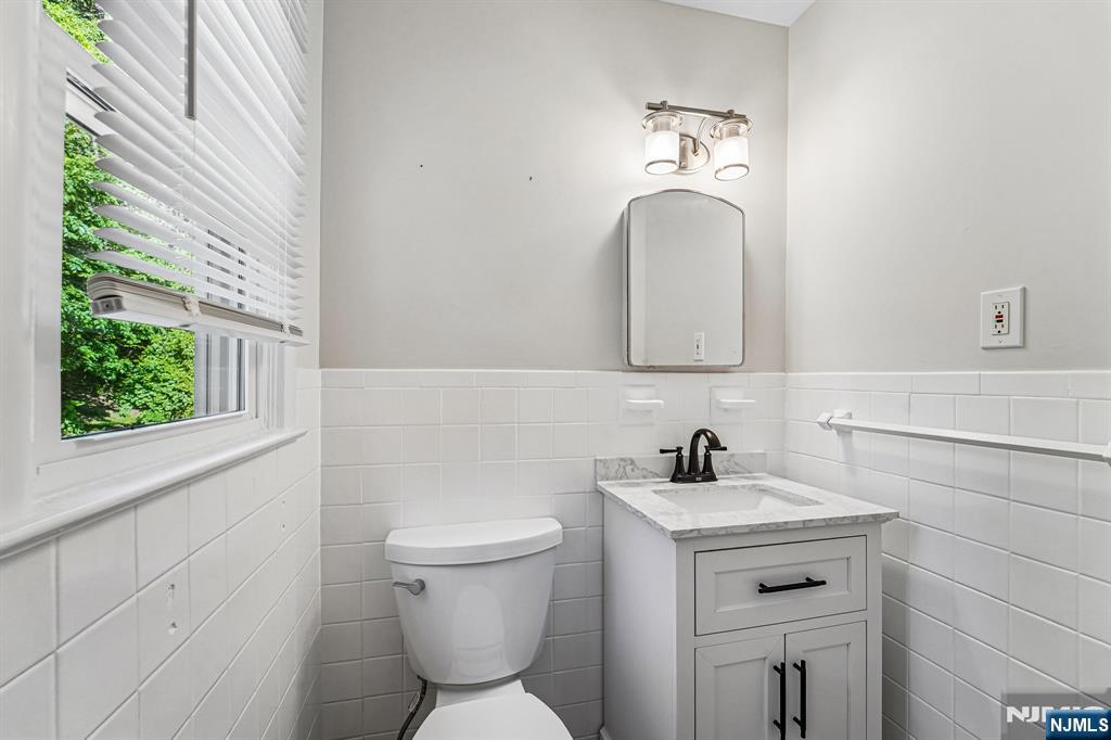 property viewer photo 17