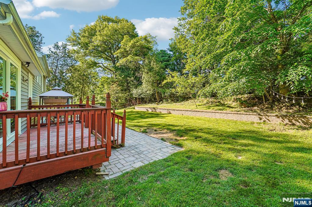 property viewer photo 23