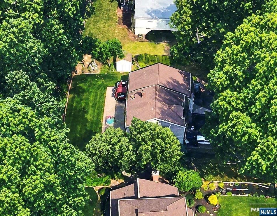 property viewer photo 26