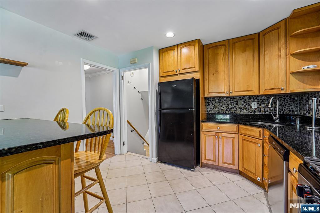 property viewer photo 8