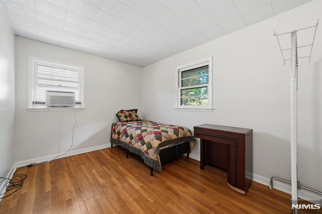 property viewer photo 12