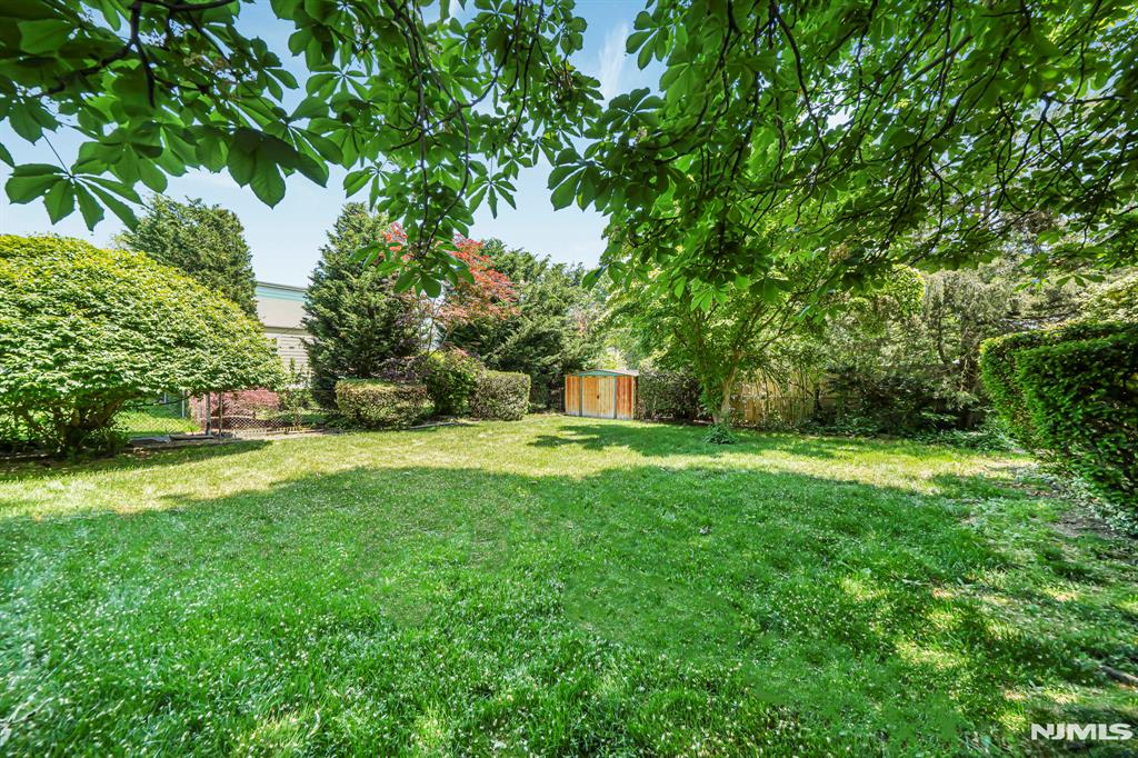 property viewer photo 21