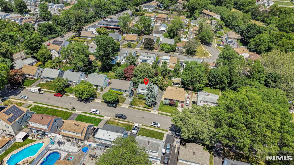 property viewer photo 23