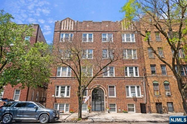 main property photo 18