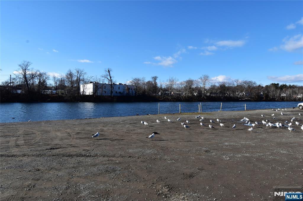 main property photo 48