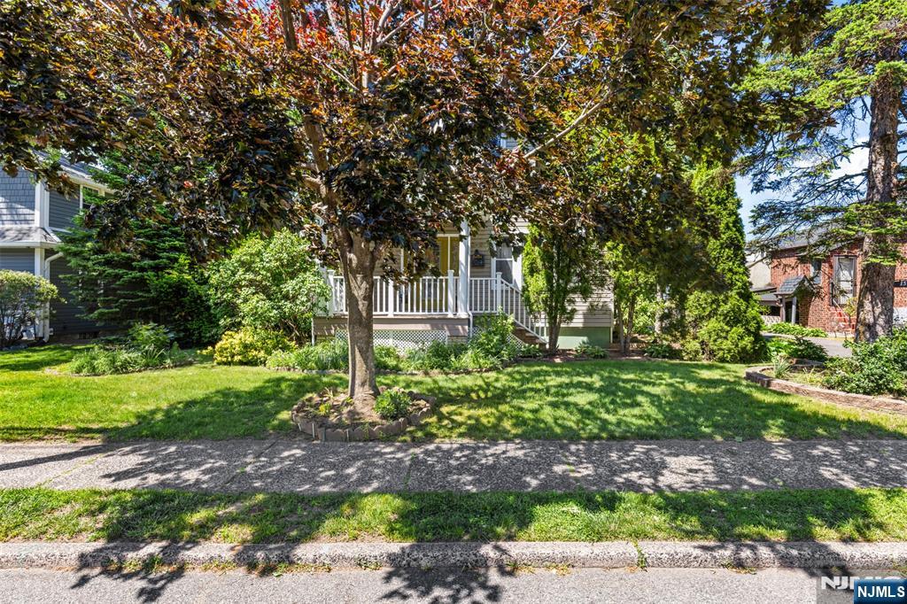 main property photo 41