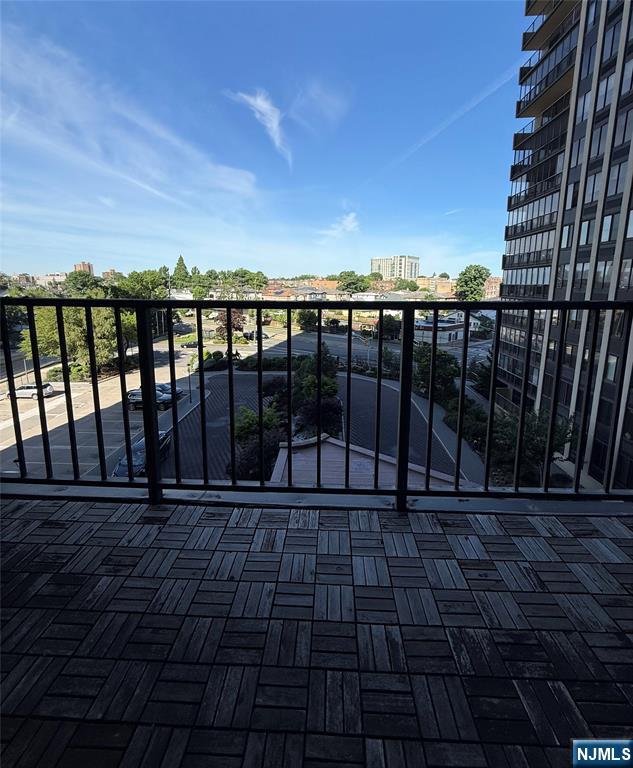 property viewer photo 14