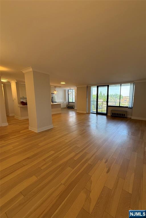 property viewer photo 2