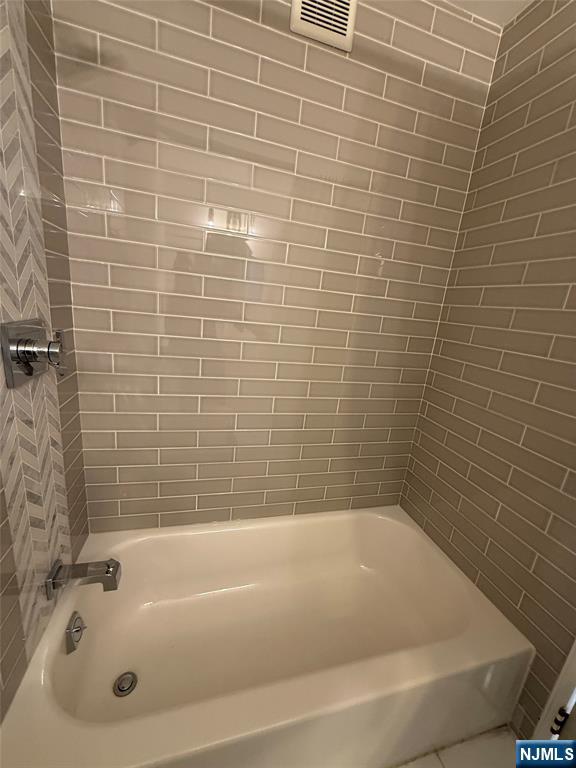 property viewer photo 8