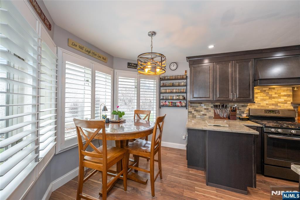 property viewer photo 10
