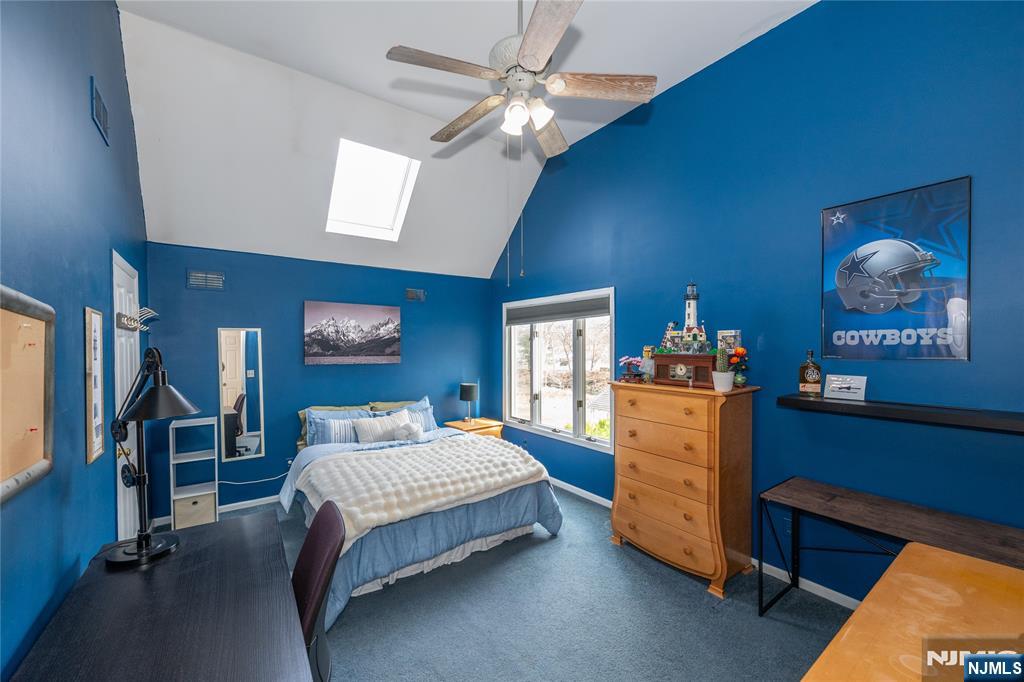 property viewer photo 23