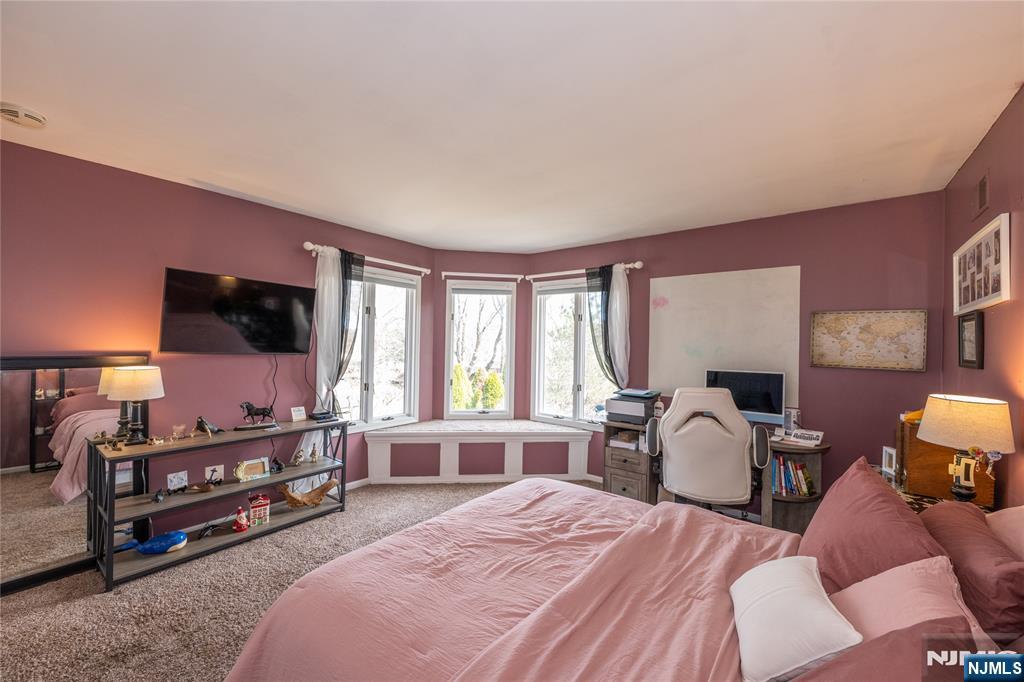 property viewer photo 28