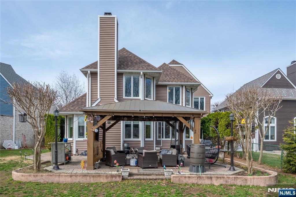 property viewer photo 36