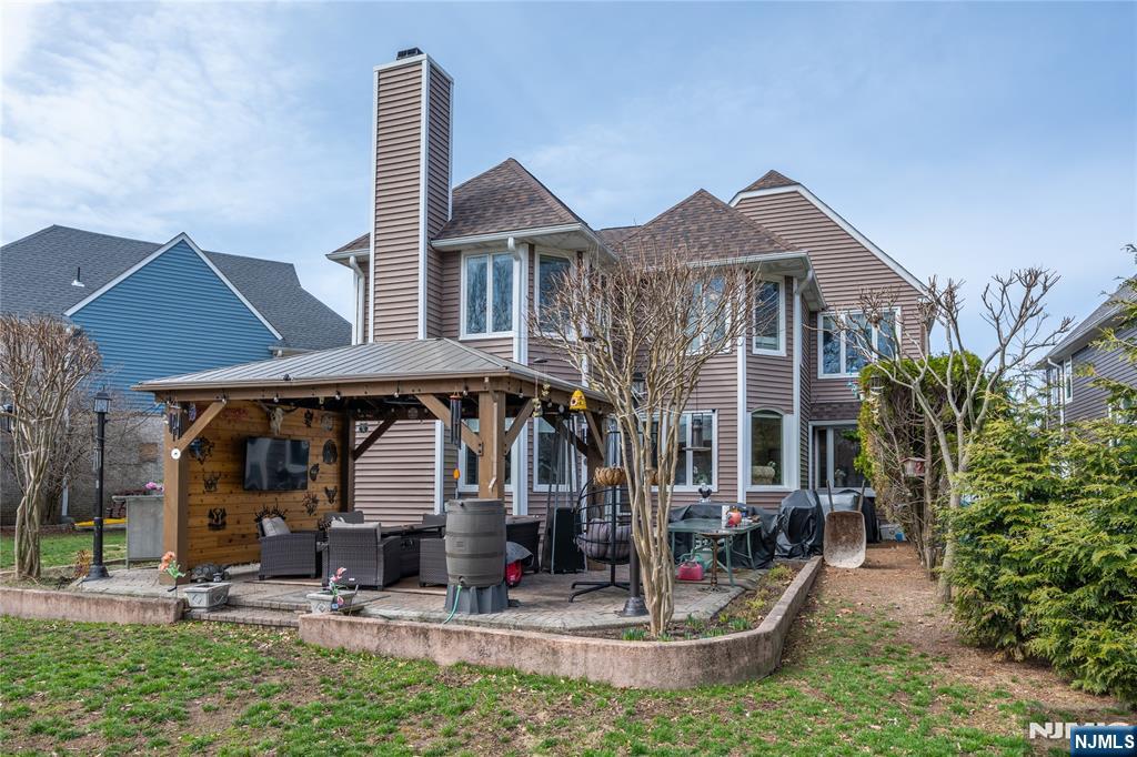 property viewer photo 38