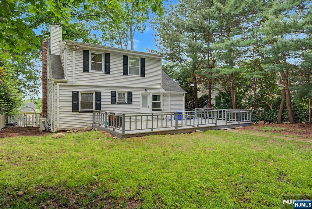 main property photo 41