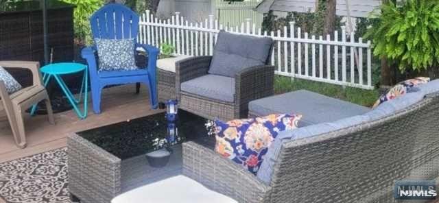 property viewer photo 12