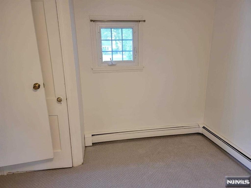 property viewer photo 7