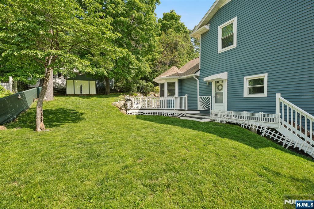 main property photo 35