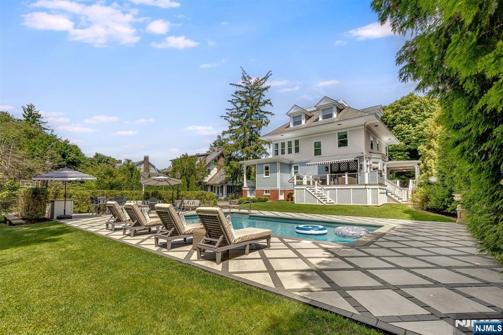 main property photo 48