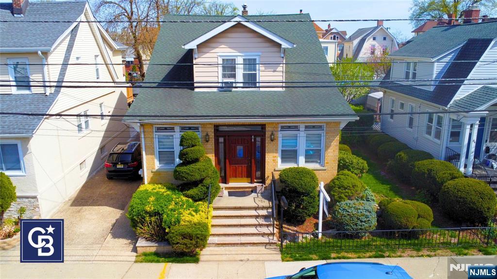 main property photo 1