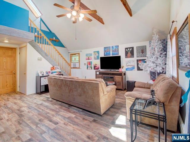 main property photo 6