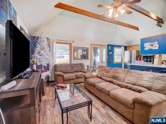 main property photo 7