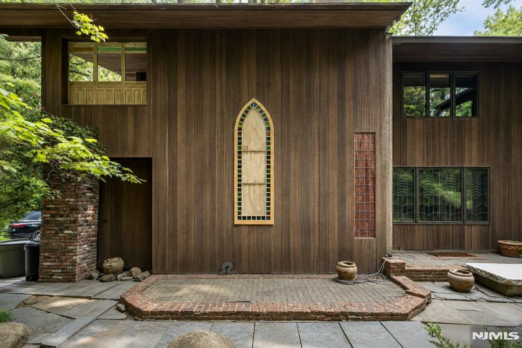 main property photo 42