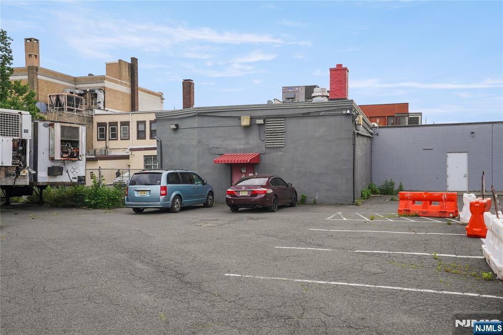 main property photo 43
